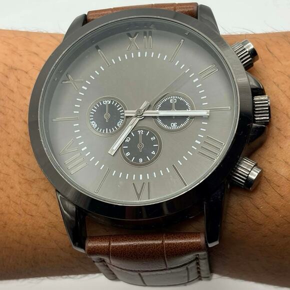 Black & Brown Men’s Watch - Picture 2 of 5